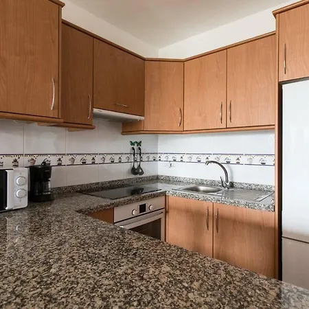 Apartment El Mirador: Sea Views From The Shore Los Abrigos