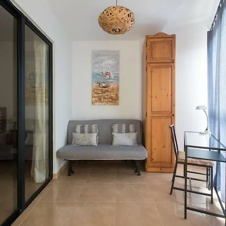 El Mirador: Sea Views From The Shore Apartment Los Abrigos