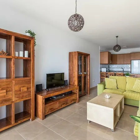 Apartment El Mirador: Sea Views From The Shore